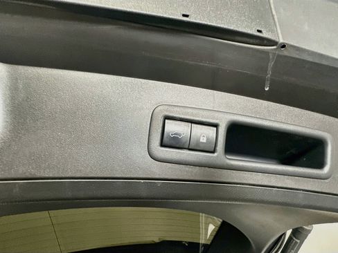 Used 2019 Lexus UX 200 w/ Premium Package FWD image 30