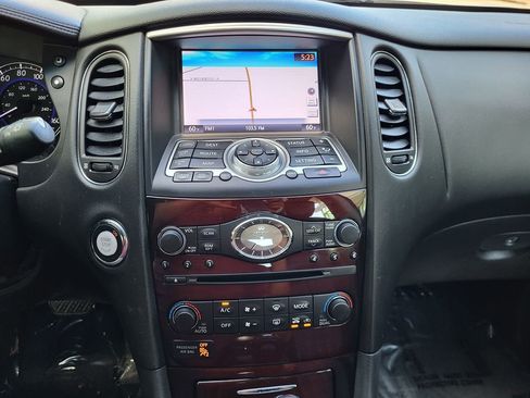 Used 2017 INFINITI QX50 AWD w/ Deluxe Touring Package image 27