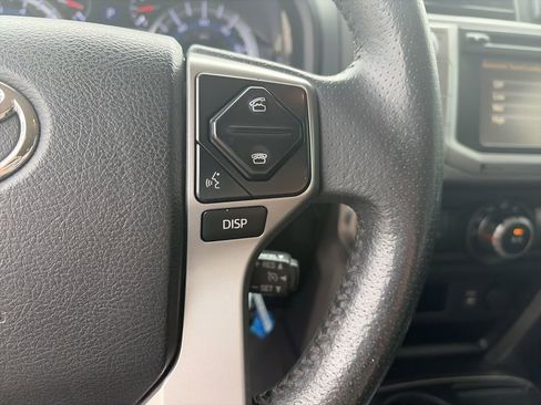 Used 2015 Toyota 4Runner SR5 RWD image 22