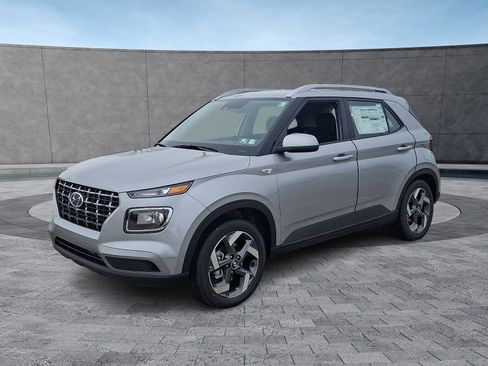 New 2026 Hyundai Venue SEL image 3