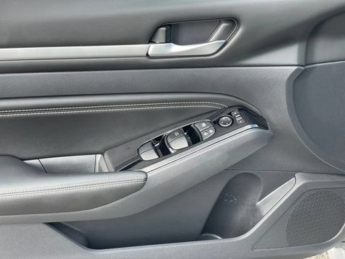 Certified 2023 Nissan Altima 2.5 SL AWD/4WD image 15