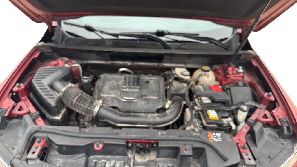 Used 2023 GMC Acadia SLT AWD/4WD image 18