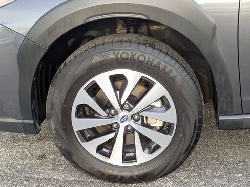 Used 2025 Subaru Outback Premium image 27