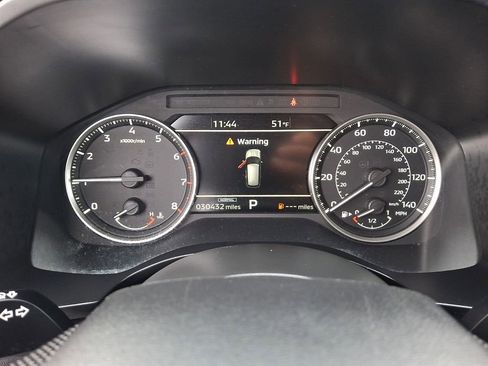 Used 2024 Mitsubishi Outlander AWD image 23