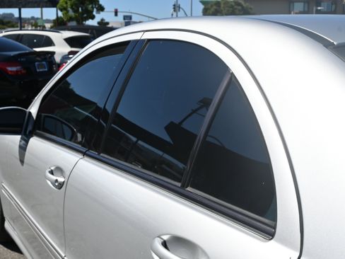 Used 2007 Mercedes-Benz C 230 Sedan image 7