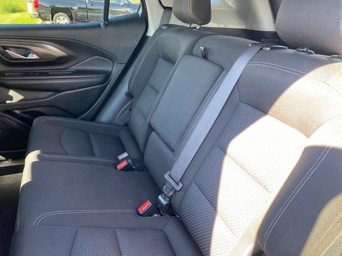 Used 2024 GMC Terrain SLE AWD/4WD image 22