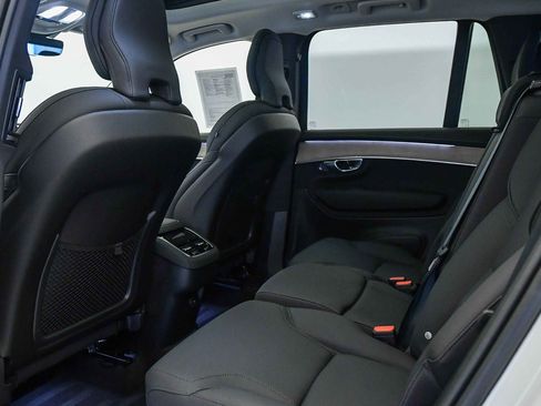 Certified 2025 Volvo XC90 B6 Plus w/ Protection Package Premier image 23