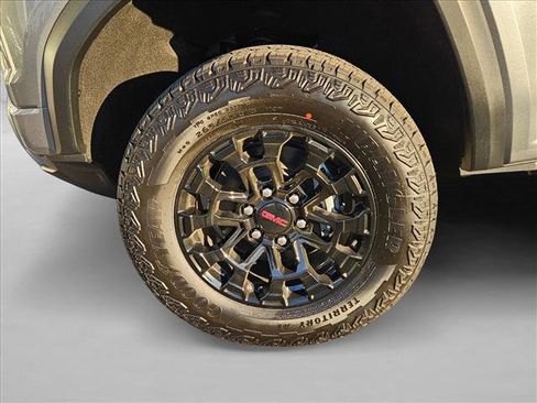 New 2026 GMC Canyon Elevation image 10