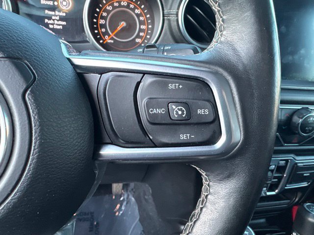 Used 2018 Jeep Wrangler Unlimited Sahara w/ Dual Top Group AWD/4WD image 26
