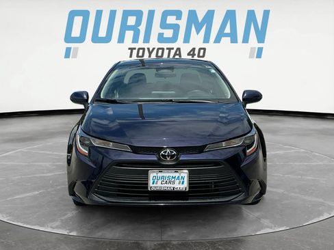 Used 2023 Toyota Corolla LE FWD image 2