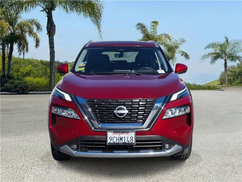 Used 2022 Nissan Rogue Platinum w/ Head-Up Display Package image 3