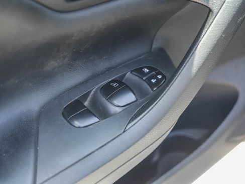 Used 2018 Nissan Altima 2.5 SV FWD image 19
