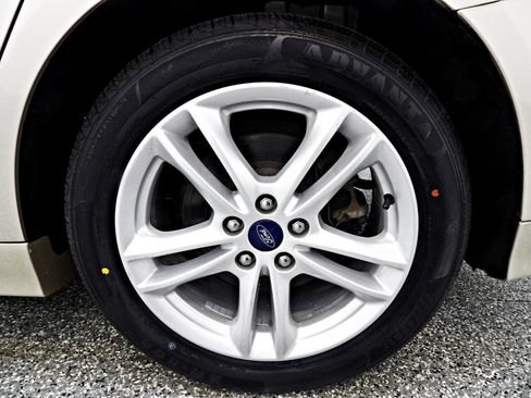 Used 2018 Ford Fusion S image 19