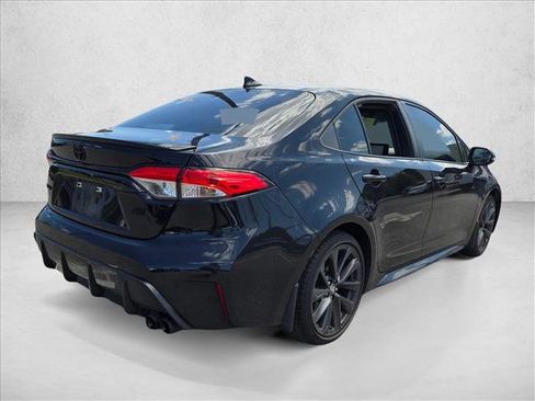 Used 2023 Toyota Corolla SE image 5