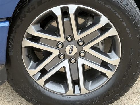 Used 2022 Ford F150 XL w/ STX Appearance Package image 9