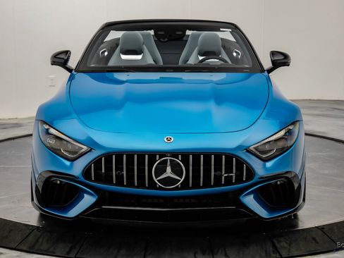 Used 2022 Mercedes-Benz SL 63 AMG 4MATIC image 37