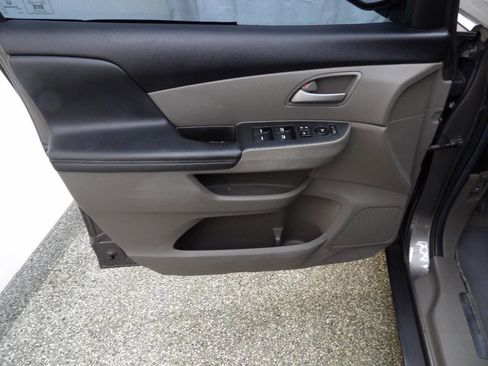 Used 2012 Honda Odyssey EX image 7