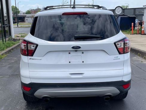 Used 2017 Ford Escape SE w/ Equipment Group 201A image 10
