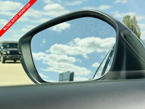 Used 2025 Honda Civic Type R image 8