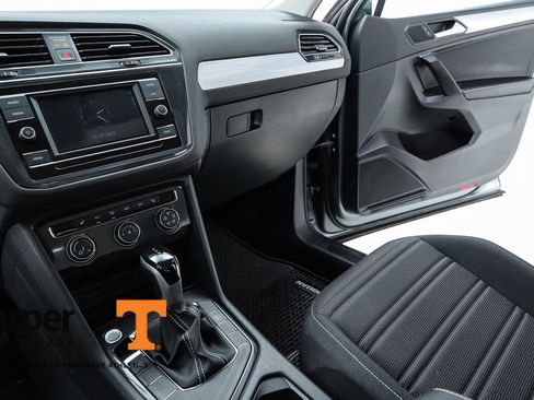 Used 2023 Volkswagen Tiguan S image 23