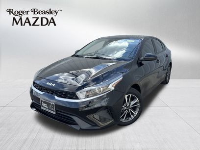 Used 2023 Kia Forte LXS