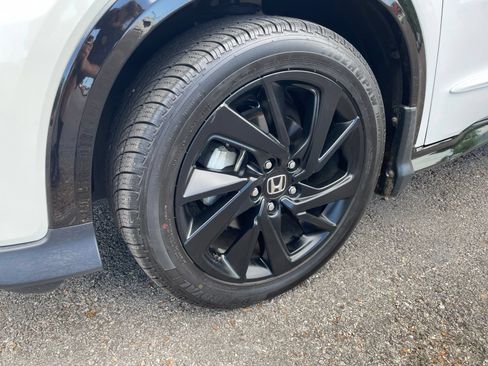 Used 2021 Honda HR-V Sport image 13
