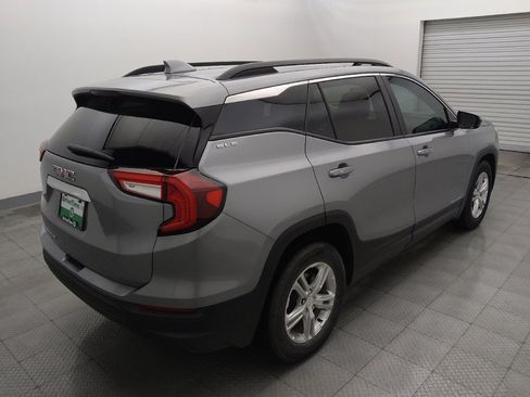 Used 2023 GMC Terrain SLE w/ Driver Convenience Package FWD image 9