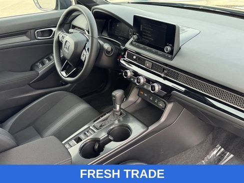 Certified 2025 Honda Civic Sport image 9