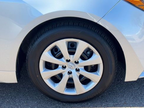 Used 2025 Toyota Corolla LE image 10