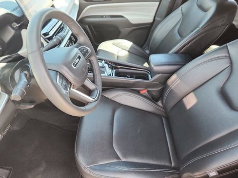 Used 2025 Jeep Compass Limited AWD/4WD image 9