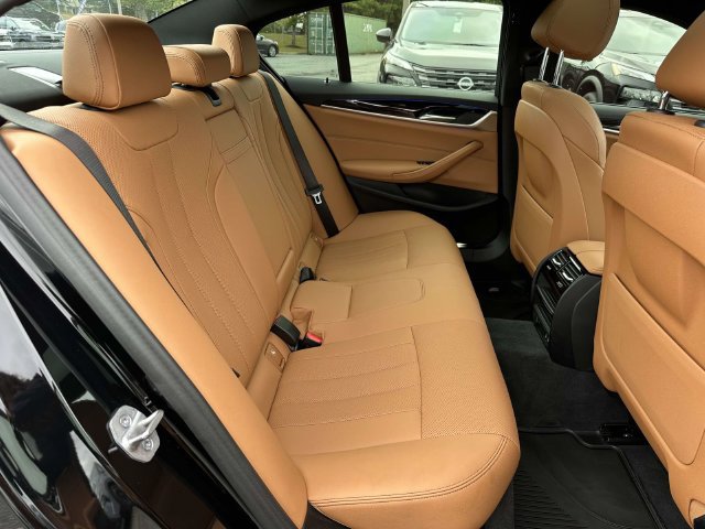 Used 2023 BMW 530i xDrive w/ Convenience Package AWD/4WD image 7