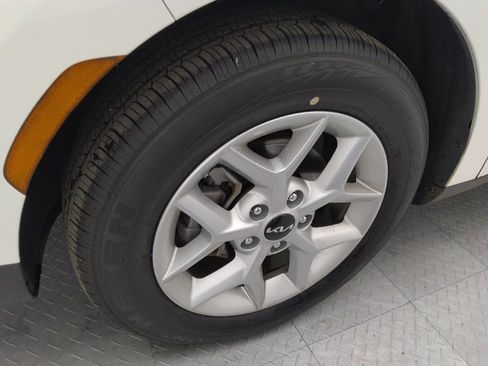 Used 2023 Kia Soul LX w/ Option Group 015 image 31