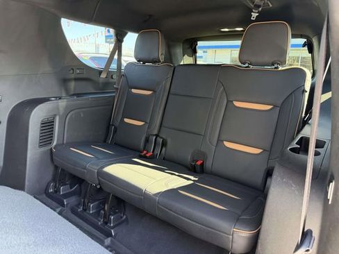 Used 2022 GMC Yukon XL AT4 image 15