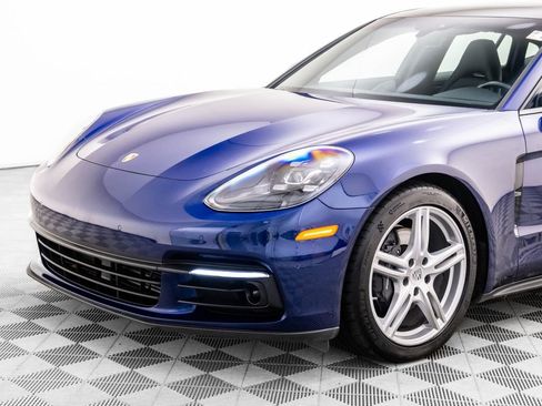 Used 2020 Porsche Panamera 4 image 35