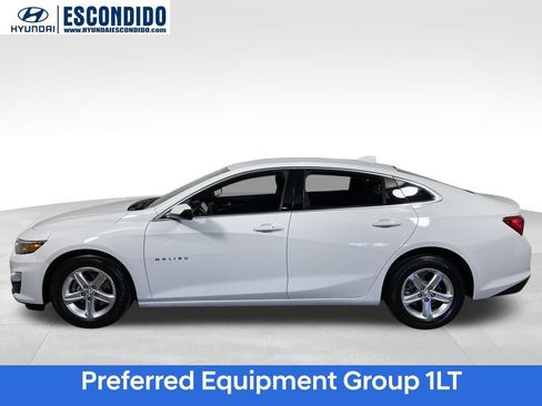 Used 2024 Chevrolet Malibu LT image 3