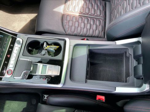 Used 2025 Audi RS Q8 performance image 36