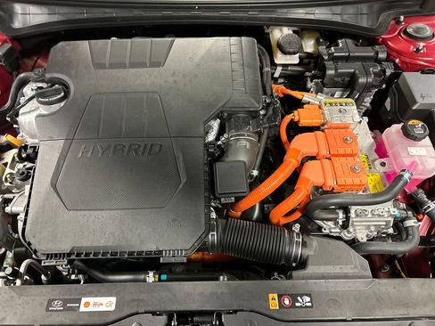 Used 2025 Hyundai Elantra SEL w/ Cargo Package image 24