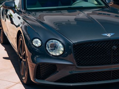 Used 2022 Bentley Continental GT AWD/4WD image 33