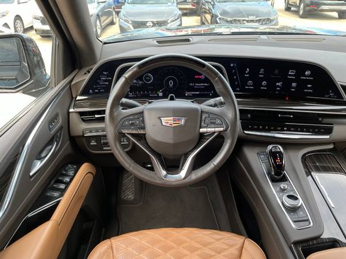 Used 2024 Cadillac Escalade ESV Sport w/ Touring Package RWD image 11