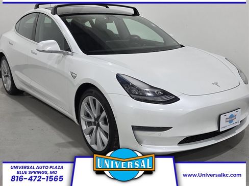 Used 2020 Tesla Model 3 Long Range image 1
