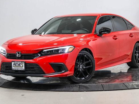Used 2024 Honda Civic Sport image 1