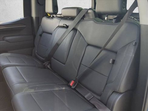Used 2023 Chevrolet Silverado 1500 LT Trail Boss w/ LT Trail Boss Premium Package AWD/4WD image 19
