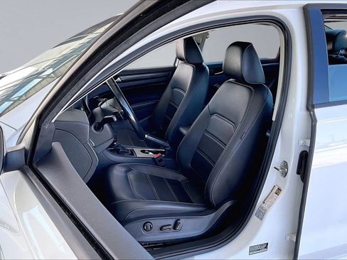 Used 2020 Volkswagen Passat 2.0T R-Line FWD image 18