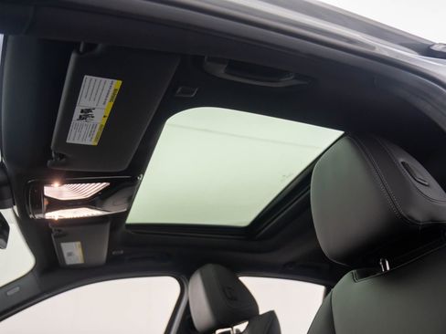 New 2026 BMW 330i xDrive 330i xDrive w/ M Sport Package image 18