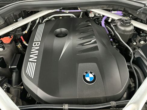 Used 2023 BMW X7 xDrive40i w/ Executive Package AWD/4WD image 34