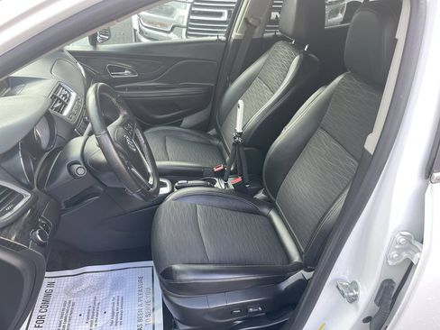 Used 2016 Buick Encore FWD image 27