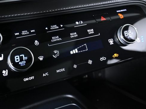 Certified 2026 INFINITI QX60 Luxe w/ Cargo Package image 16