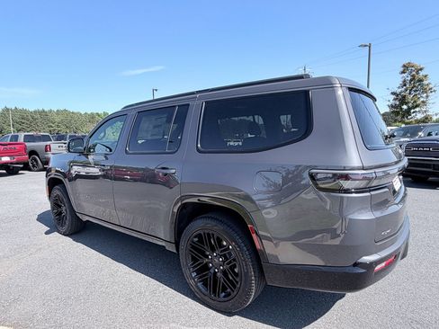 New 2026 Jeep Grand Wagoneer Limited AWD/4WD image 7