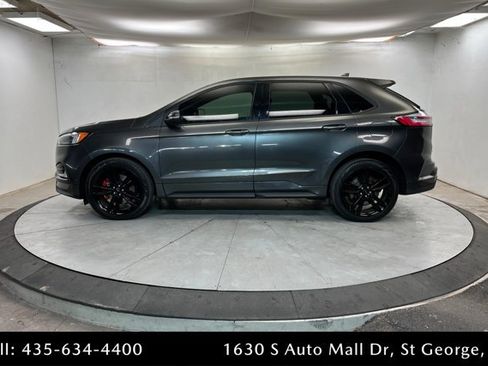 Used 2019 Ford Edge ST image 2