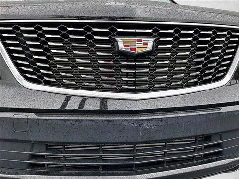 Used 2023 Cadillac XT4 Luxury image 30